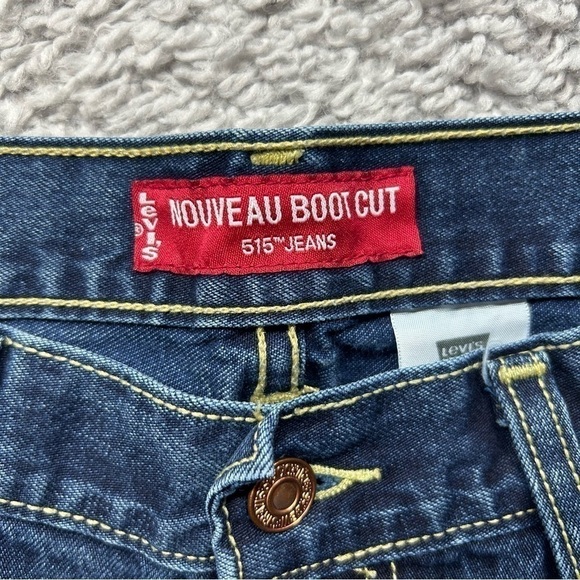 Levi's Jeans Womens 12 Nouveau Boot Cut 515 Dark Wash Low Rise Classic Denim - Picture 2 of 5